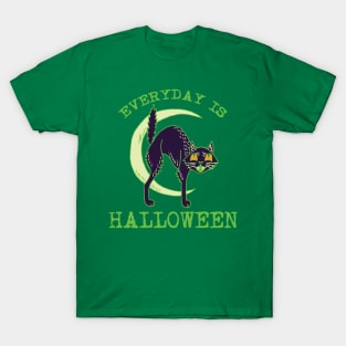 Everyday Is Halloween - Kitschy Cute Vintage Green Halloween Cat T-Shirt